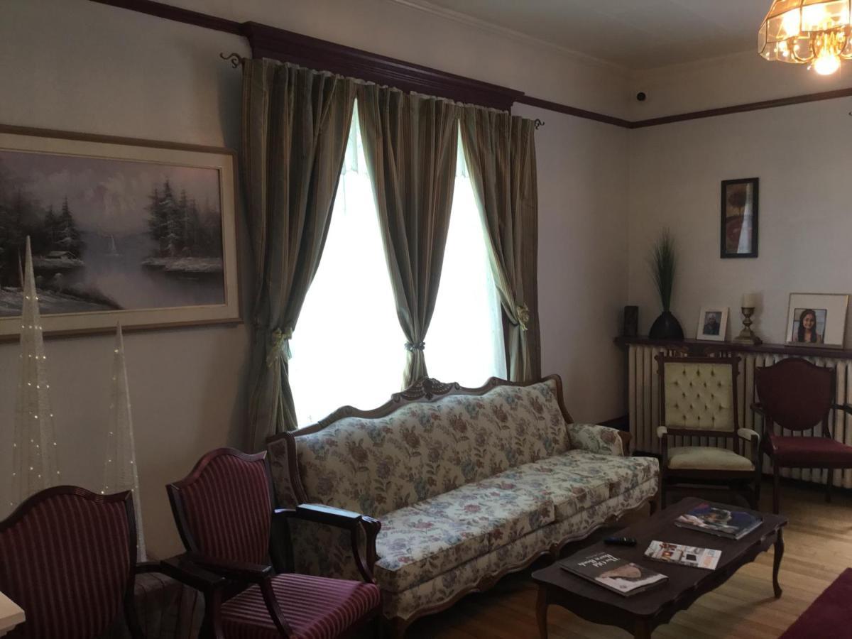 Marmora&Lake Inn Bagian luar foto