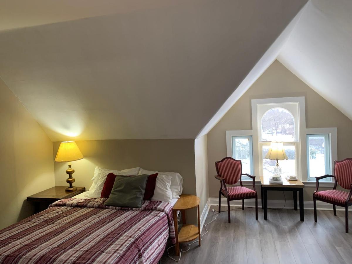Marmora&Lake Inn Bagian luar foto