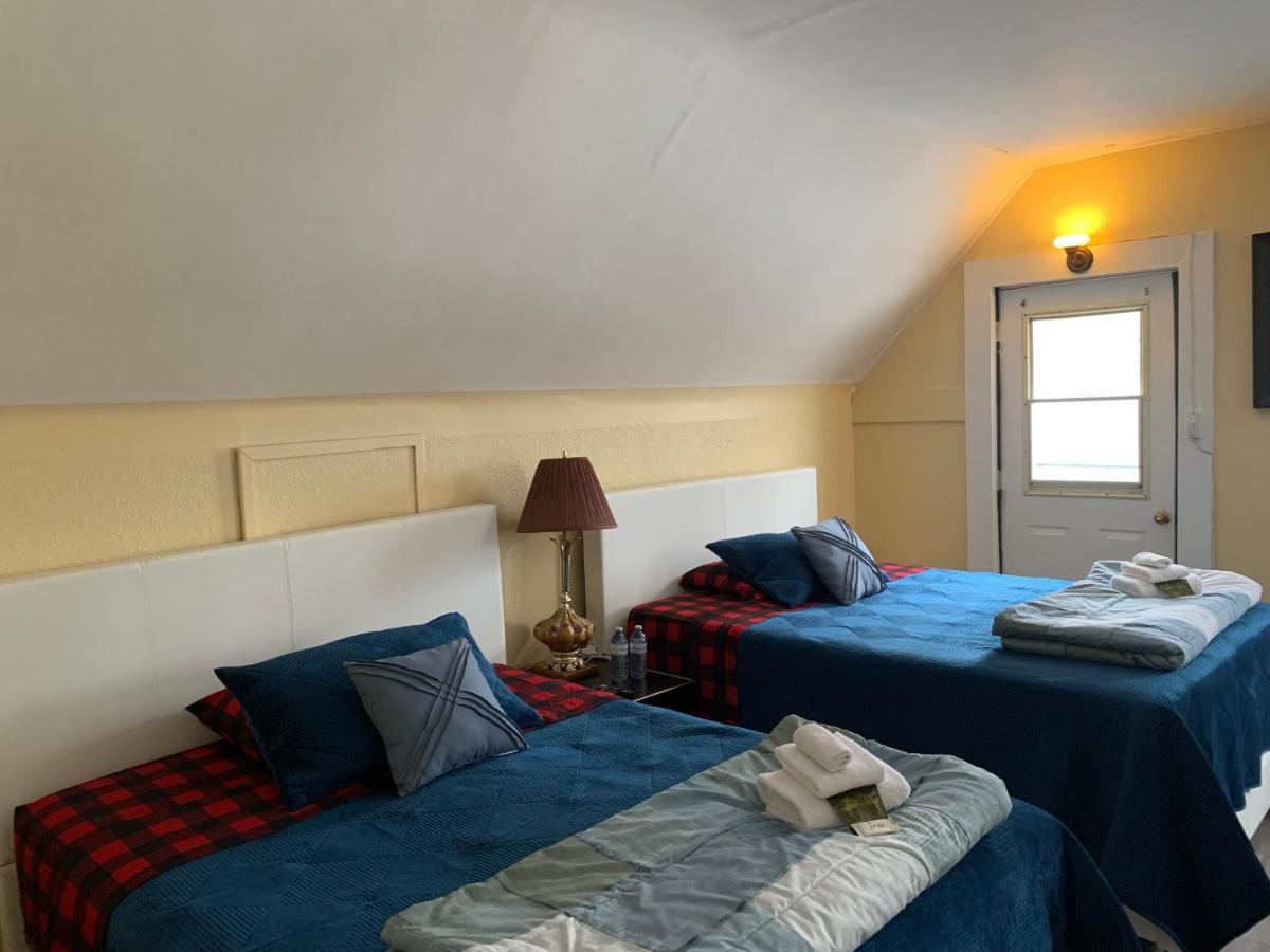 Marmora&Lake Inn Bagian luar foto