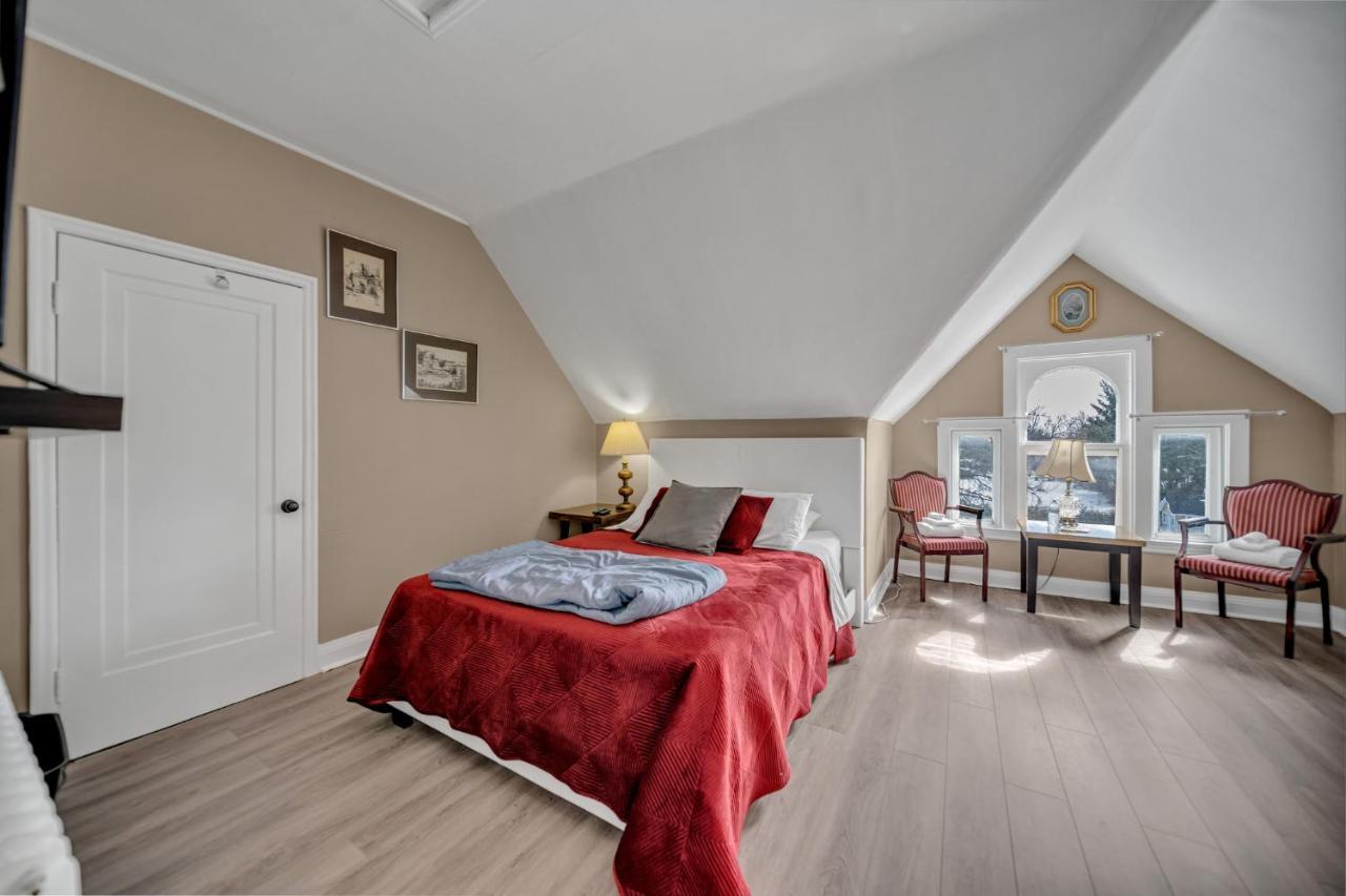 Marmora&Lake Inn Bagian luar foto